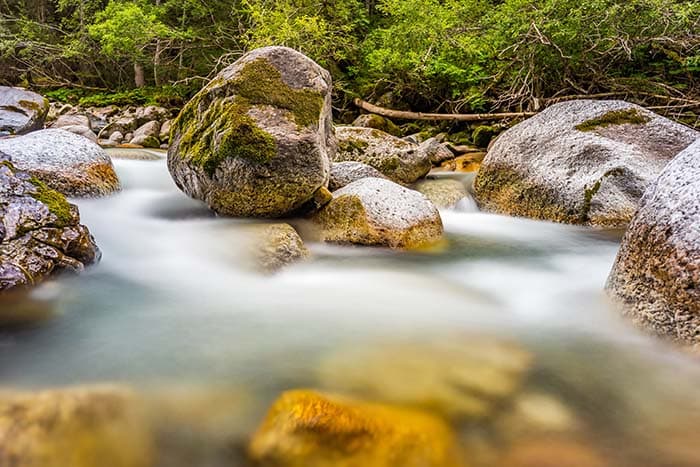Utilising streams to optimise Lambda costs cover photo.